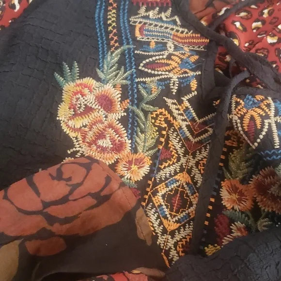 Boho 3XL Gypsy Art Embroidered Bell Tunic Top - Picture 12 of 12